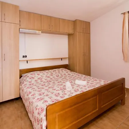 House Marko Holiday home *